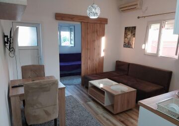 Apartment For Sale in Bar, furnished studio flat of 29 m²